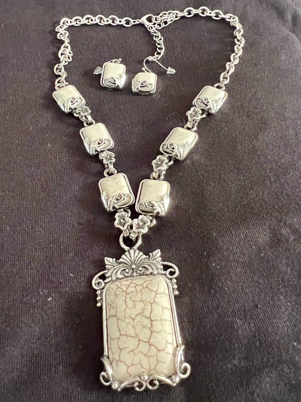 3 pc set Silver-Tone Cream Stone Pendant Necklace and Earring  and  bracelet Set